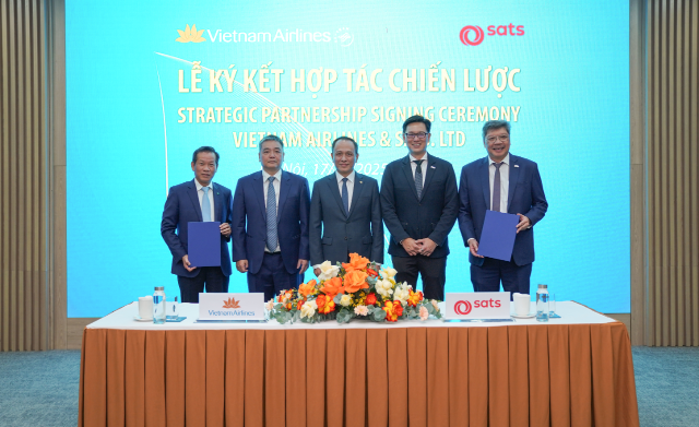 Vietnam Airlines and SATS sign strategic partnership agreement ...