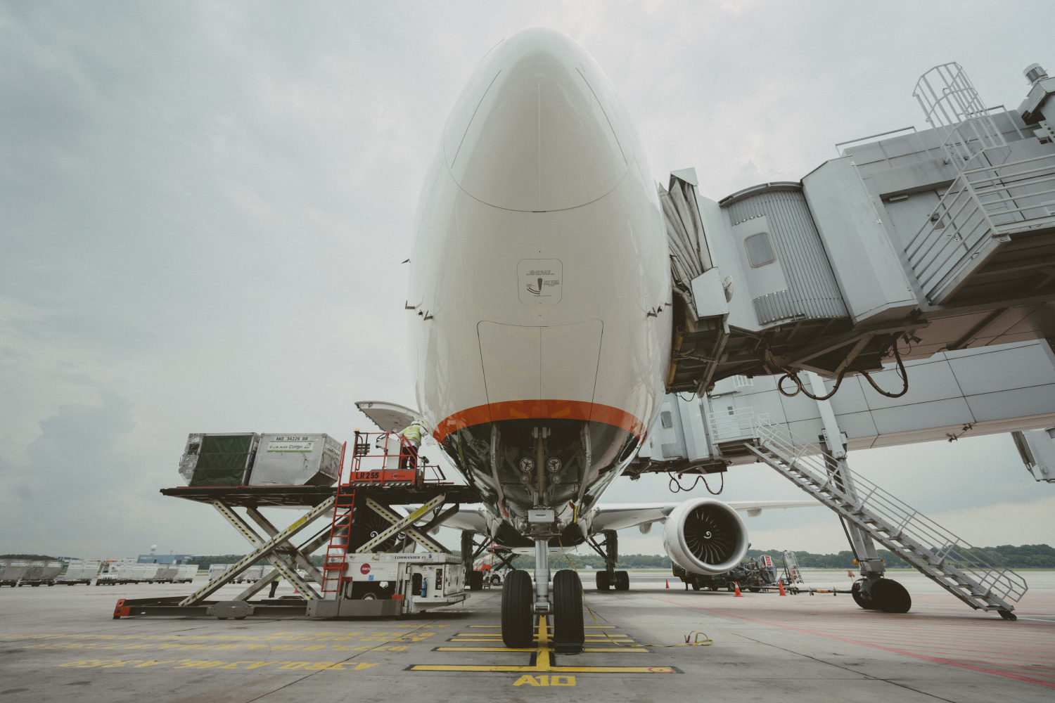 Aircraft for Ground Servicing - Changi Airport