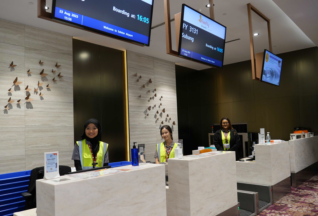 Seletar-Airport-Departures-Check-in-Counters