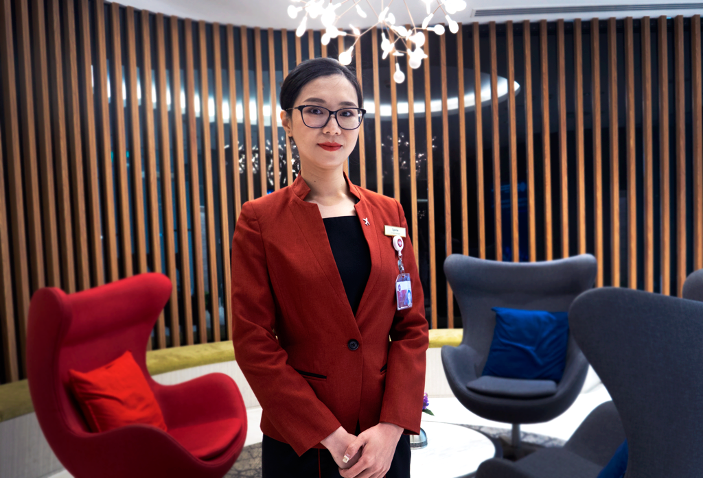 Lu-Siyu-Seletar-Airport-Lounge-Manager