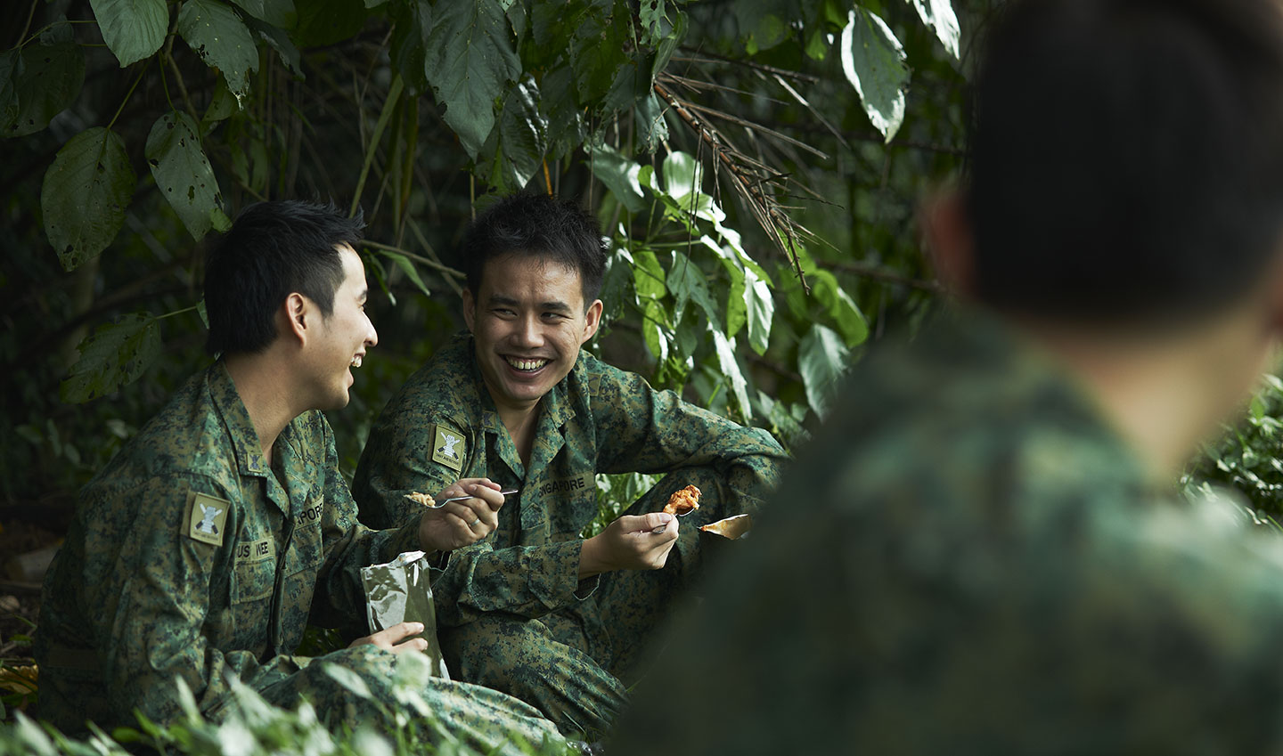 Army soldiers having lunch from SATS