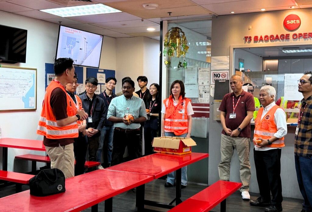 baggage-team-pceo-cny-walkabout-2025