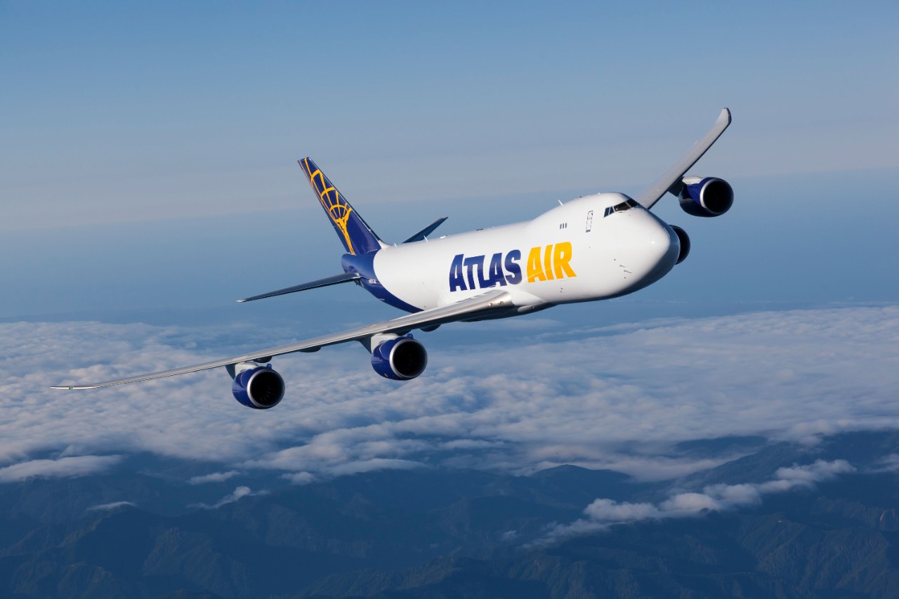 Atlas 747-8f Air to Air